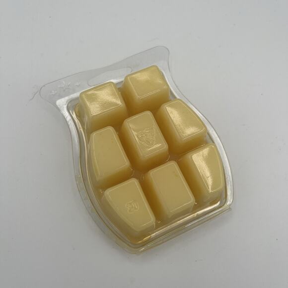 SCENTSY Bar Coconut Lemongrass Wax Warmer Melt 3.2 fl oz 8 Cube Fragrance Pack - Picture 3 of 3